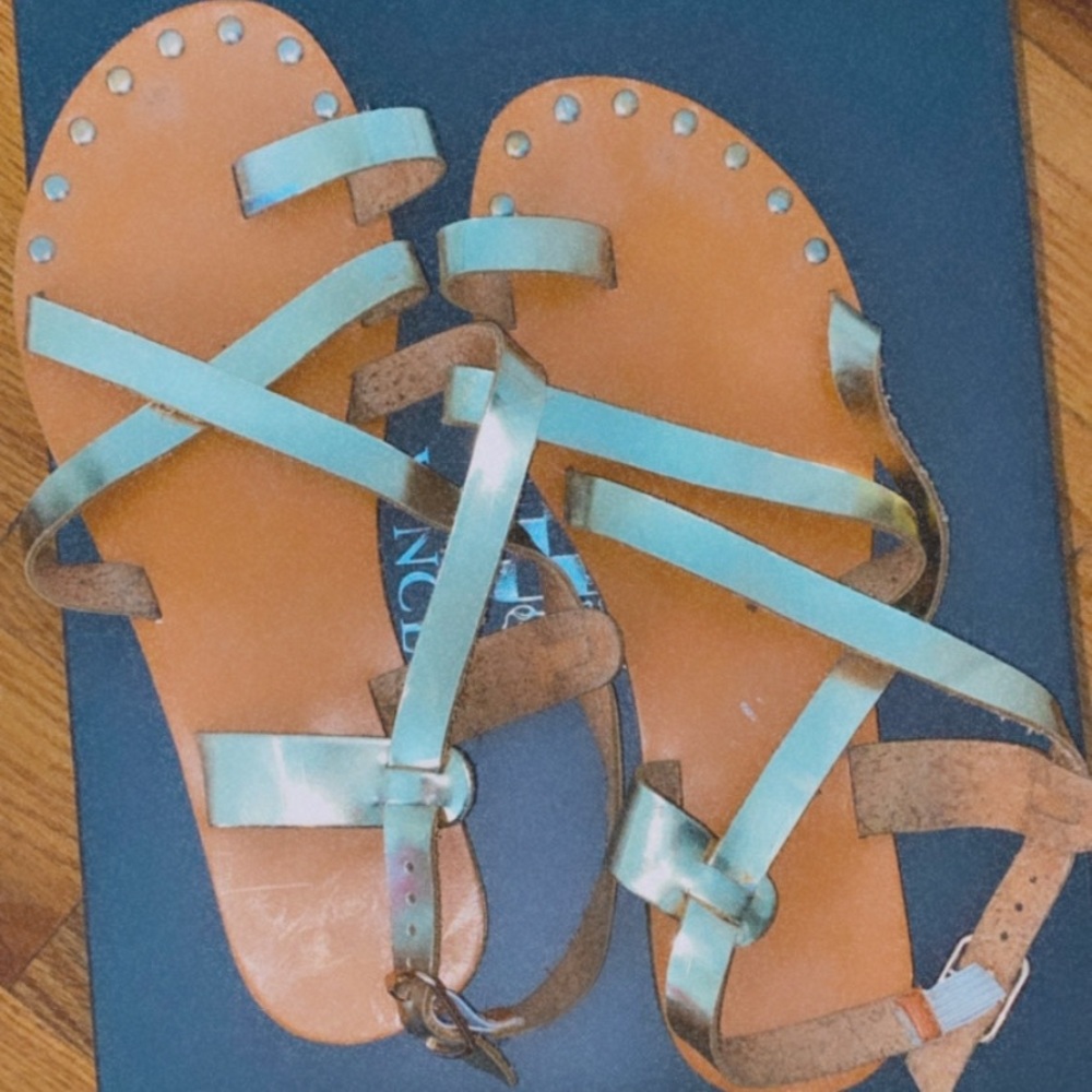 Good shiny sandals